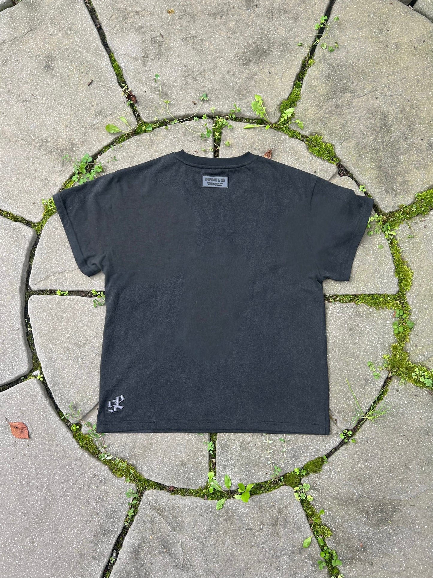 Infinite SE Slightly Cropped Boxy Tee