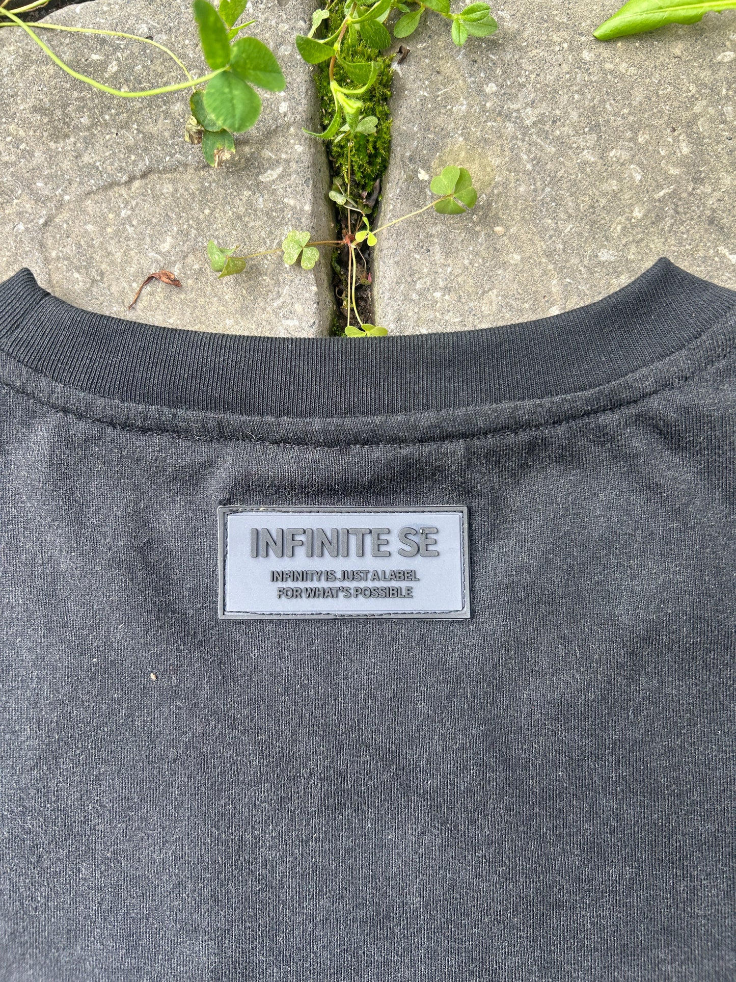 Infinite SE Slightly Cropped Boxy Tee